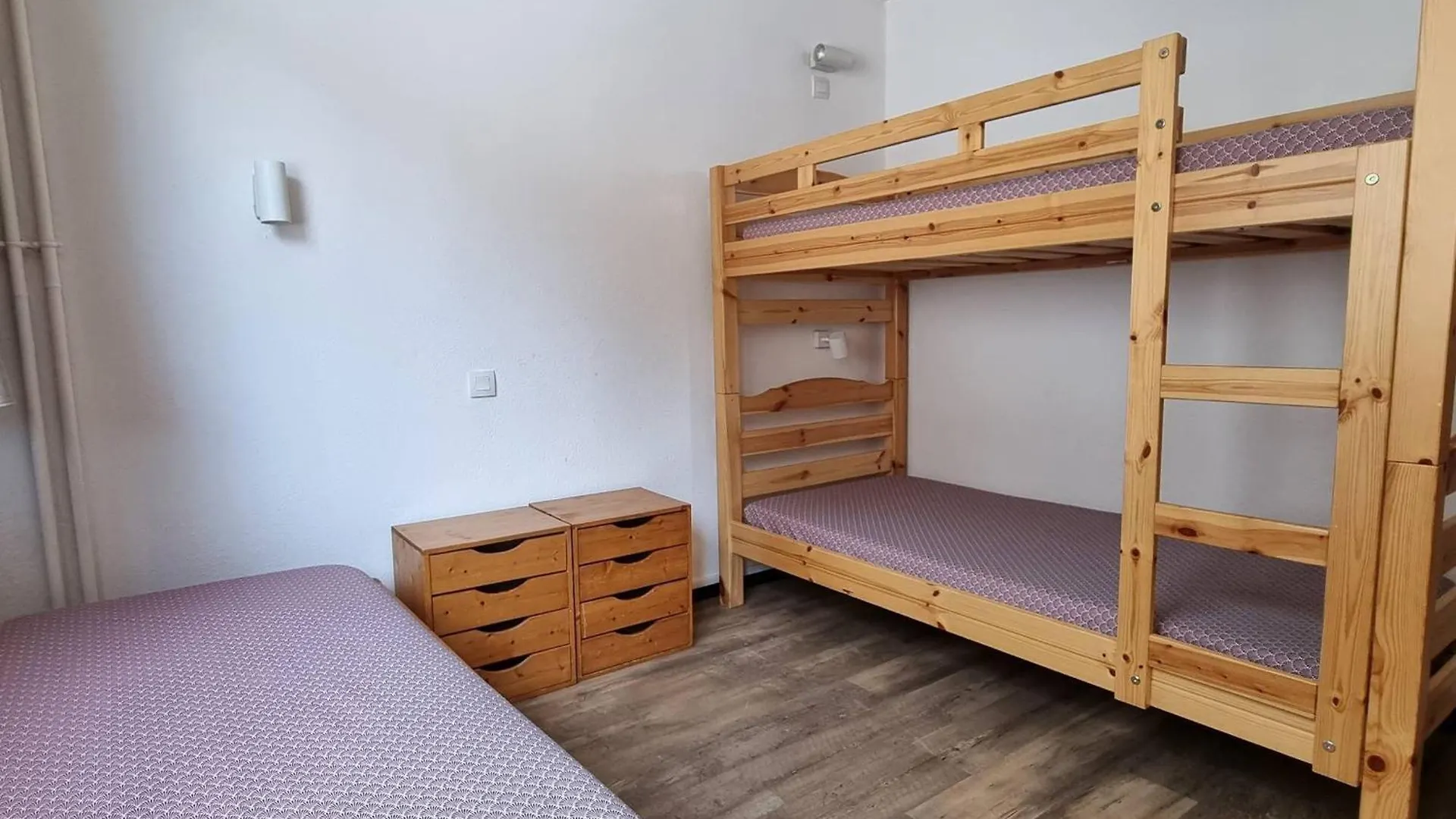 Appartement Pour 6 Pers Au Pied Des Pistes Avec Balcon - Plagne Centre - Fr-1-351-61 La Plagne 0*,  Frankrig